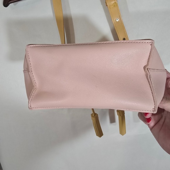 Miniso Pink Bucket Bag Tan Straps Tassel Accent Shoulder Crossbody - Picture 8 of 13
